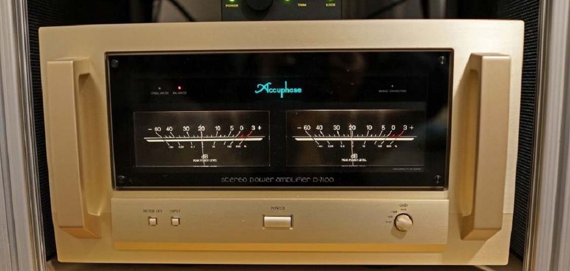 Accuphase P7100 Amplificatore Gallery Image